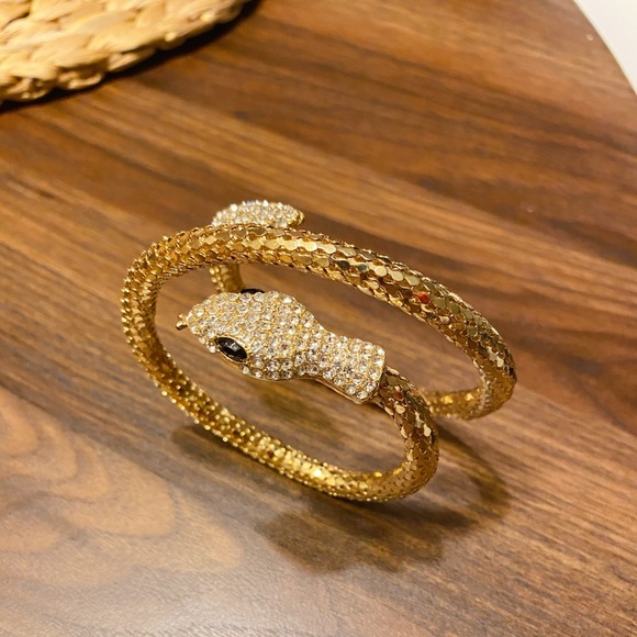 Fashion bracelet - Picture 2 of 4